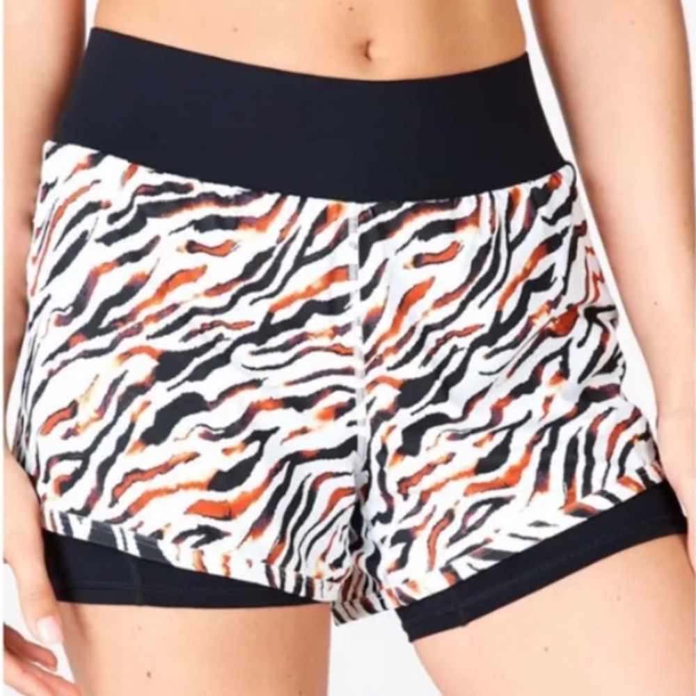 Fabletics Olesia Athletic Shorts Compression Under-layer Women’s Size Large